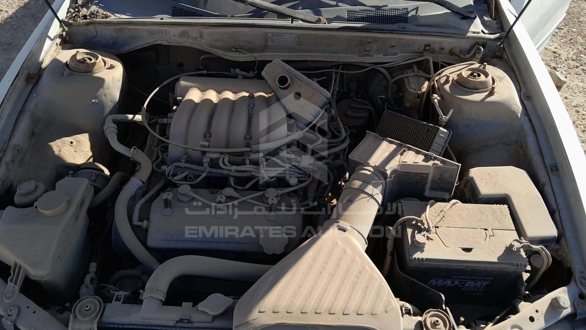 2002 MITSUBISHI MAGNA VIN: 6MMBP47P72T004469