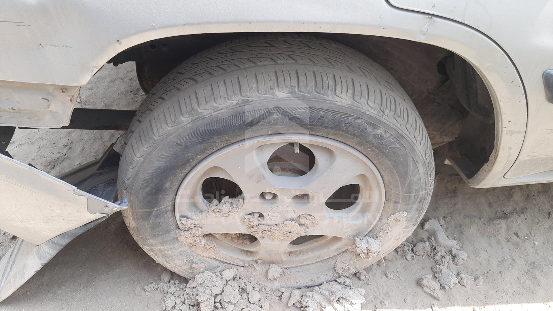 2003 MITSUBISHI PAJERO VIN: JMYLRH77W3Z704312