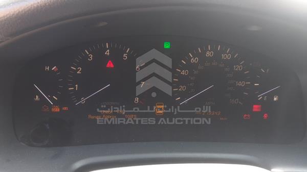 Lexus LS 430 2004 JTHBN36F940137823 Image 2