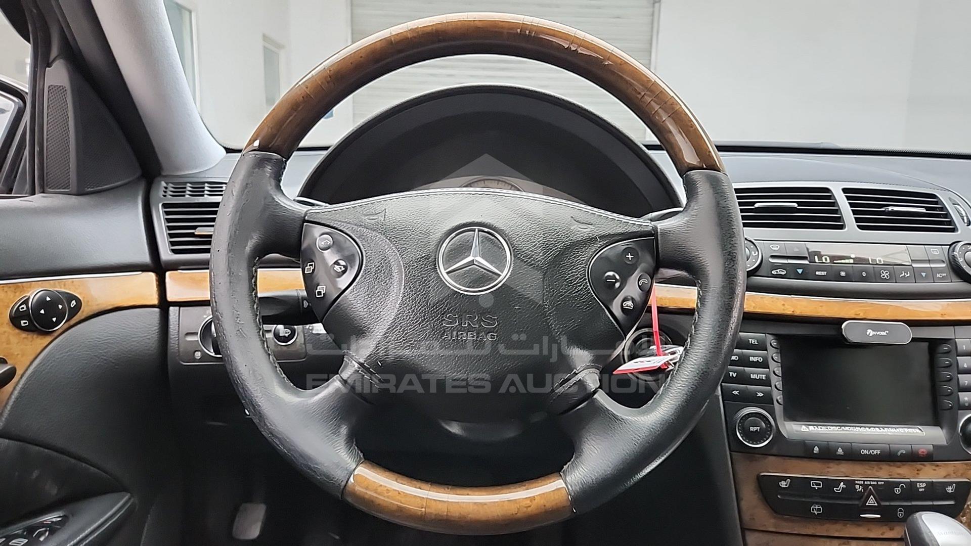 2005 MERCEDES E 500 VIN: WDB2112701A688827