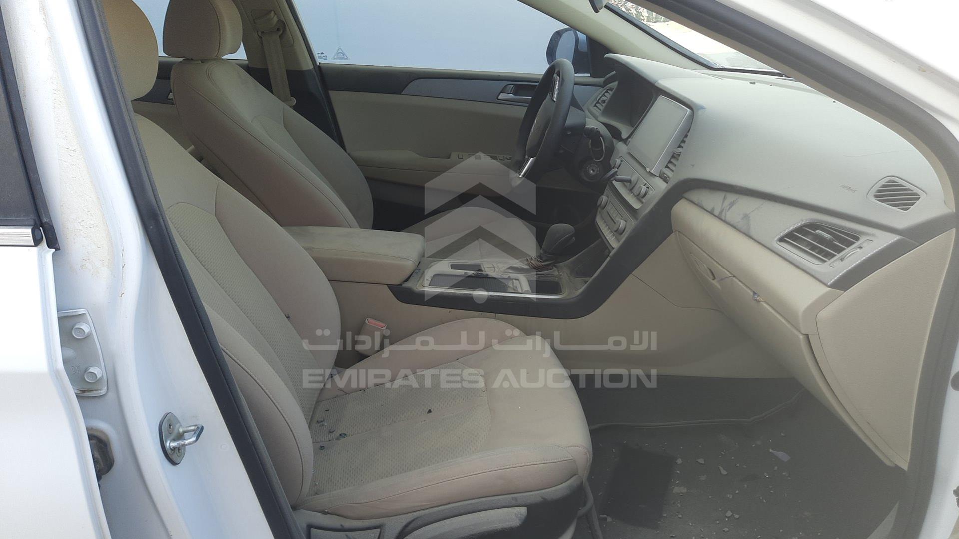 2018 HYUNDAI SONATA VIN: KMHE241G0JA427706