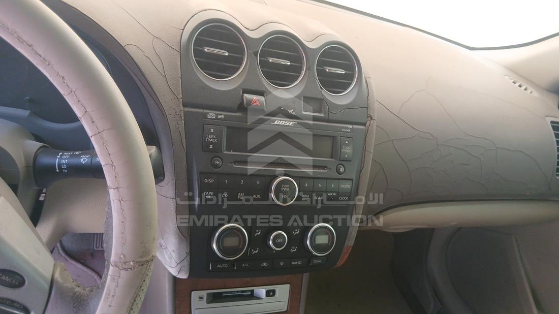 نيسان التيما 2008 — نظم الترفيه وكاميرا المراقبة والملاحة — صورة 16