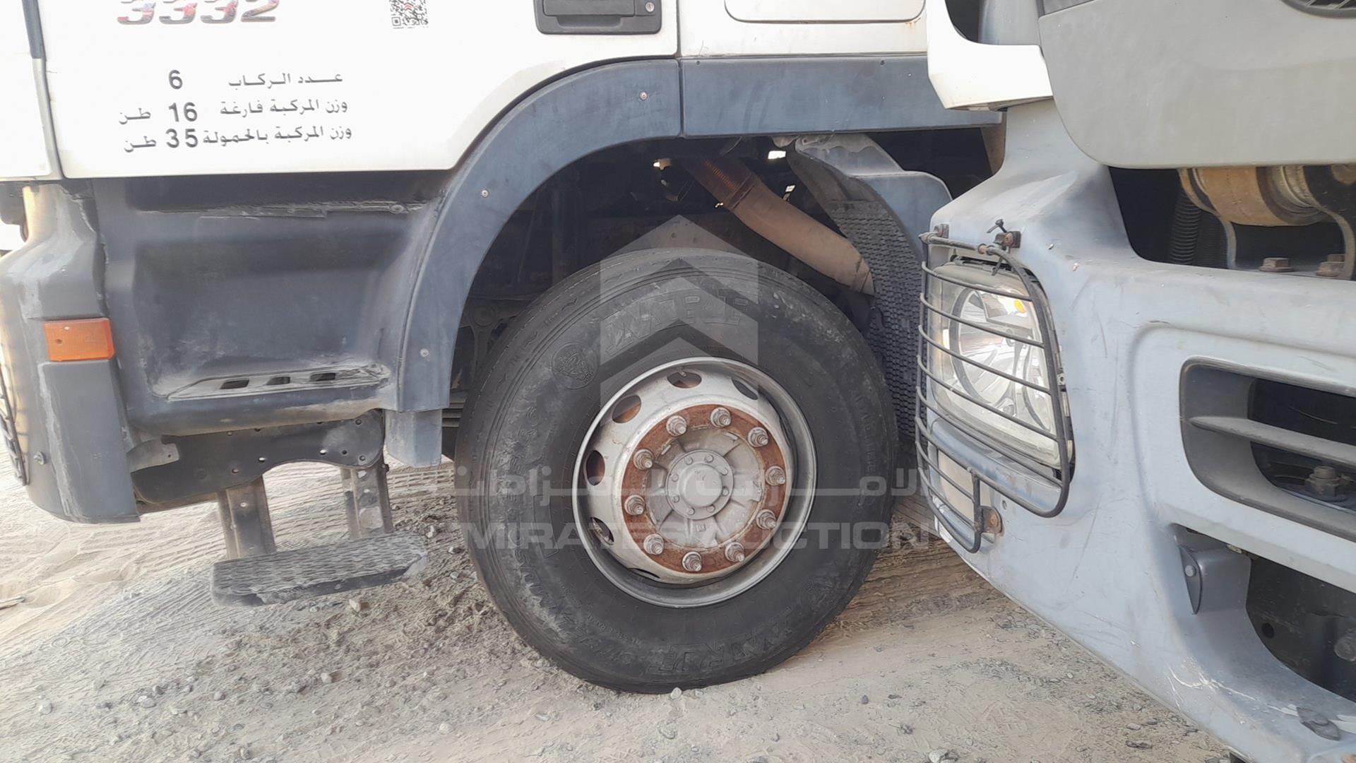 2008 MERCEDES ACTROS VIN: WDAKHCAA08L280333