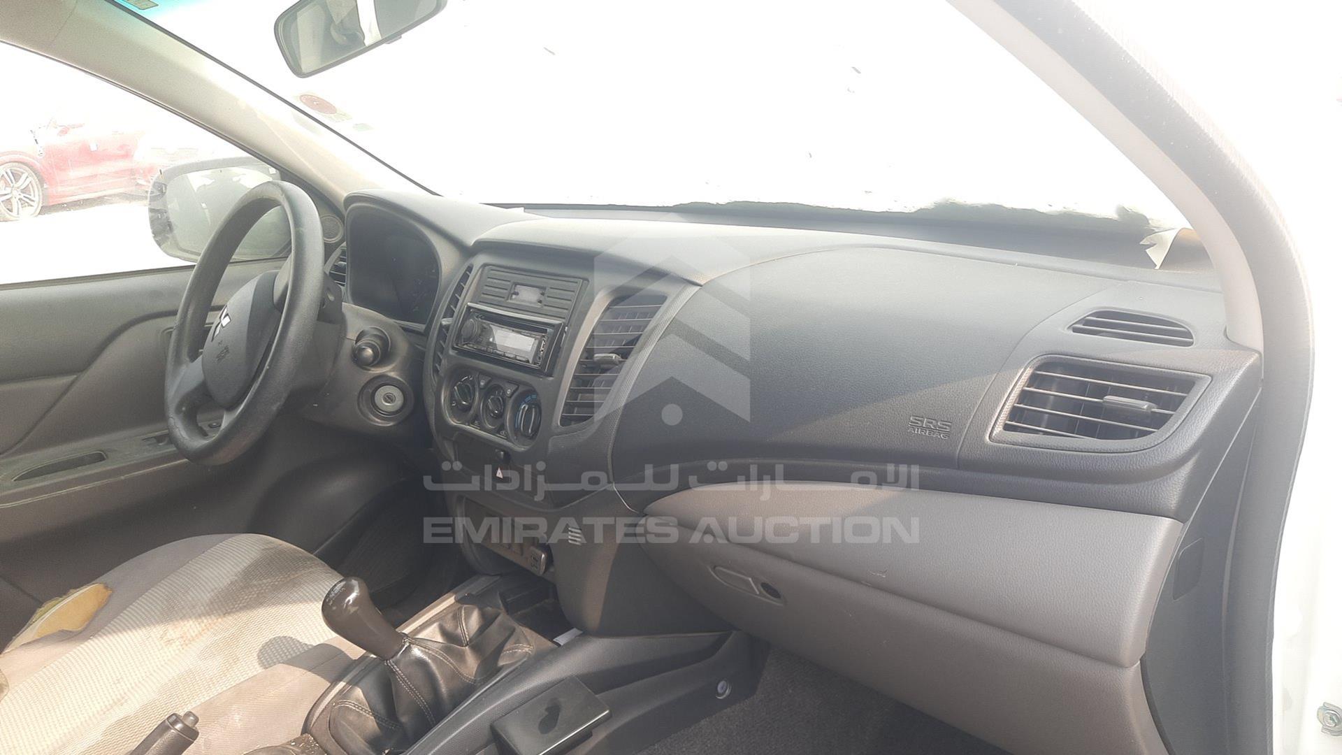 2016 MITSUBISHI L 200 VIN: MMBJNKJ40GH007782