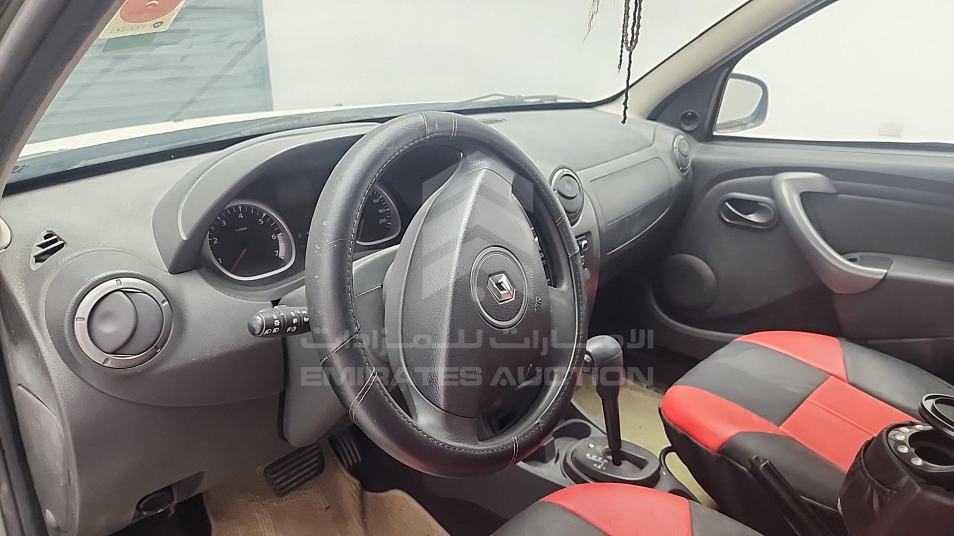 2015 RENAULT DUSTER VIN: VF1HSRCA5FA511923