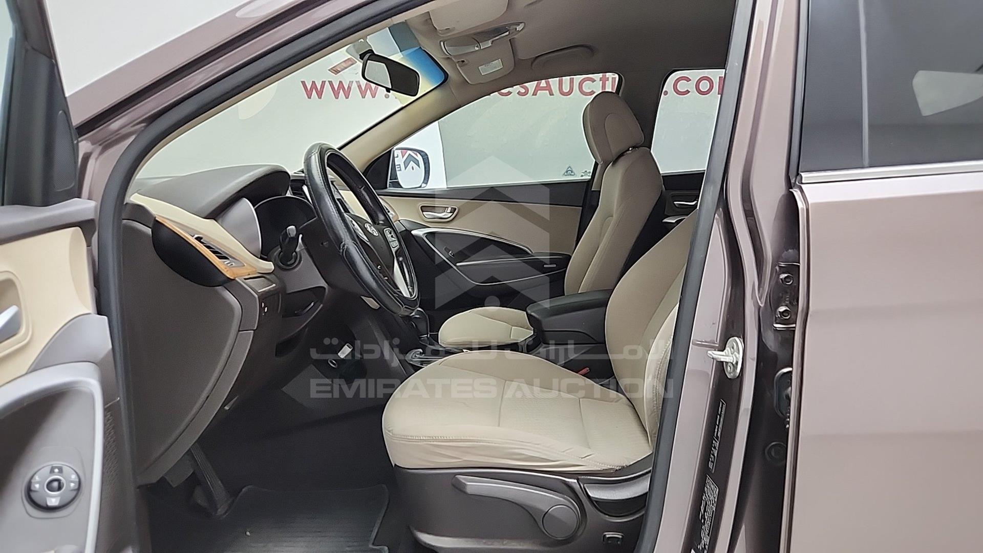 2014 HYUNDAI SANTA FE VIN: KMHST81CXEU154024