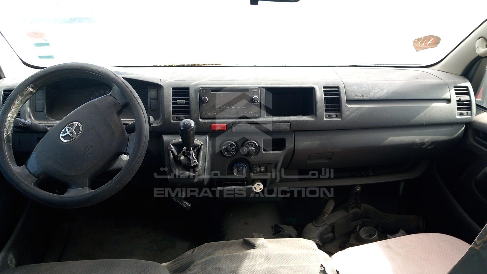 2015 TOYOTA HIACE VIN: JTGRX12P6F8046402