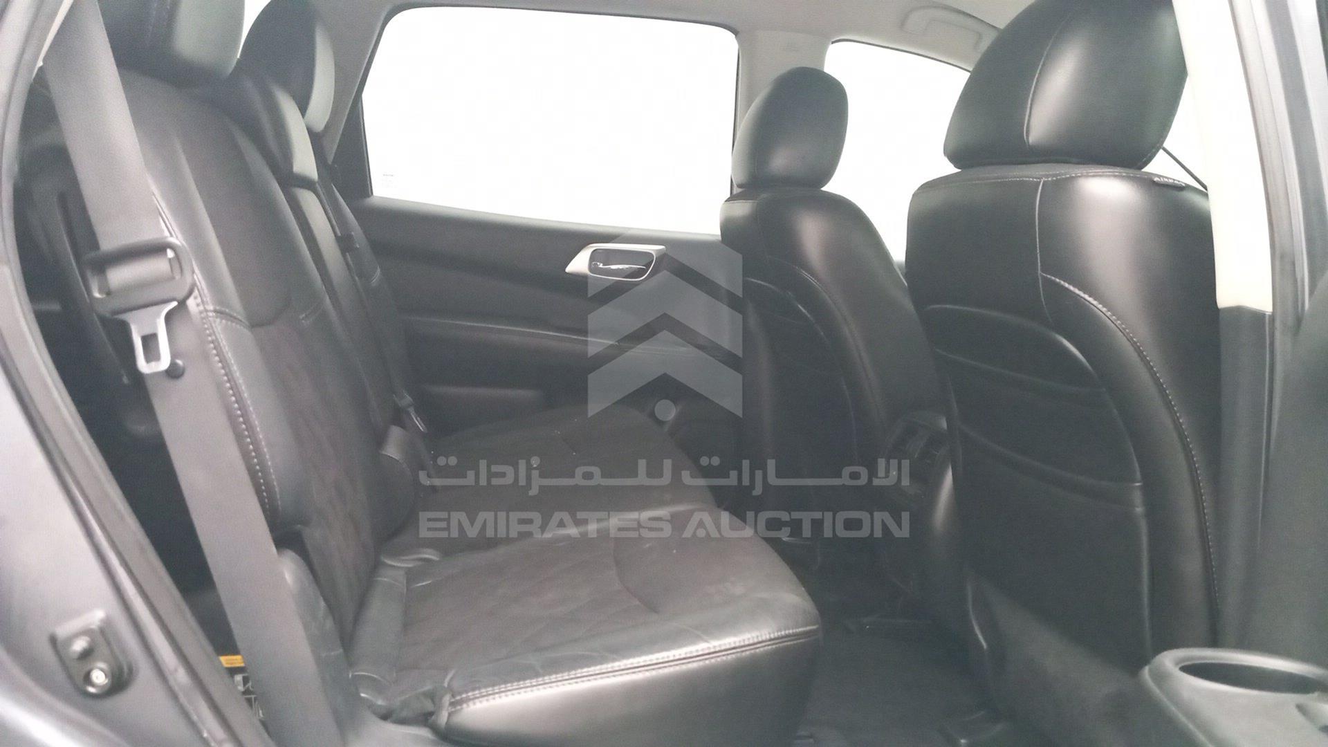 2013 NISSAN PATHFINDER VIN: 5N1AR2MM3DC685338