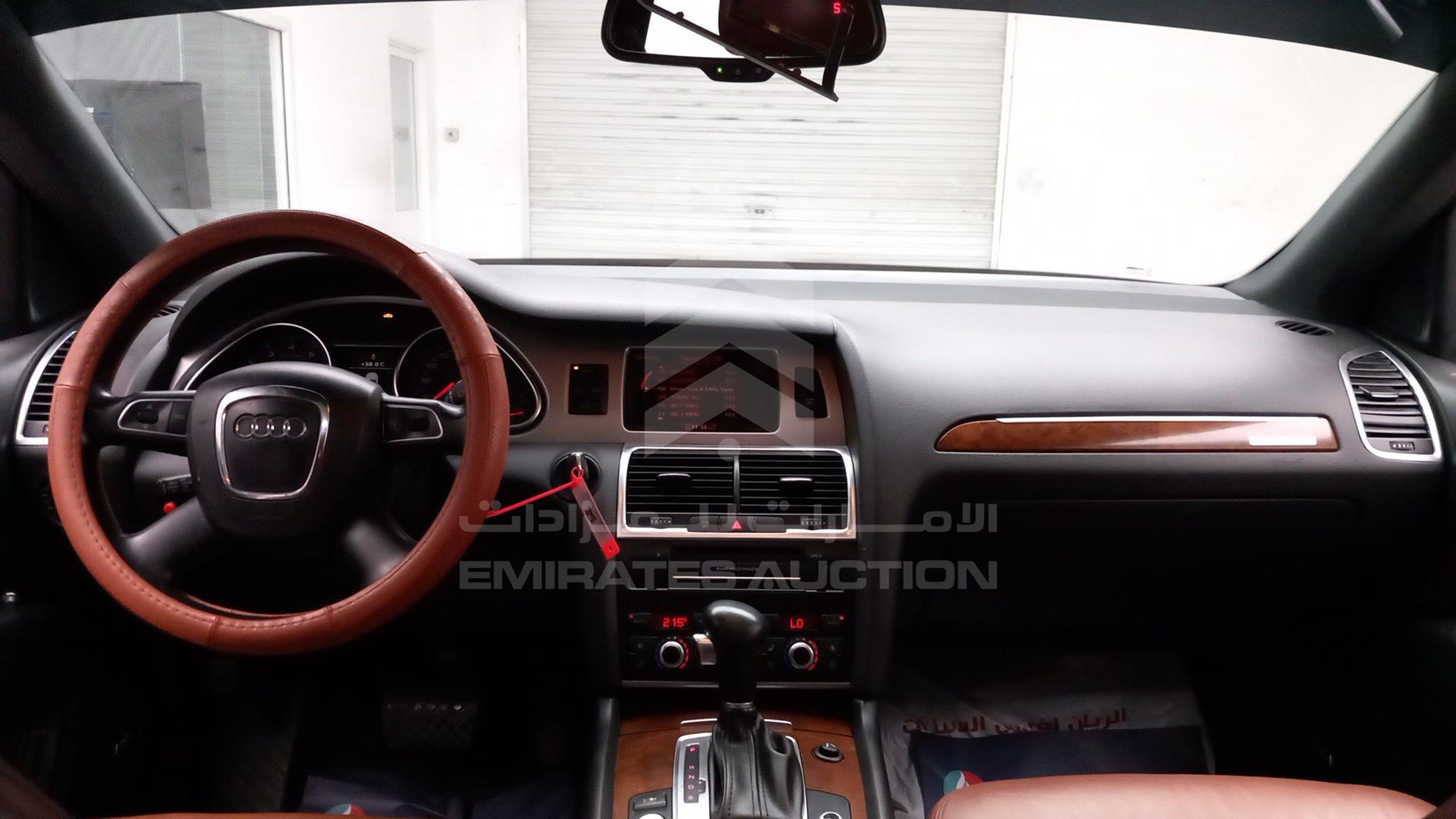 2010 AUDI Q7 VIN: WAUAVD4L4AD032801