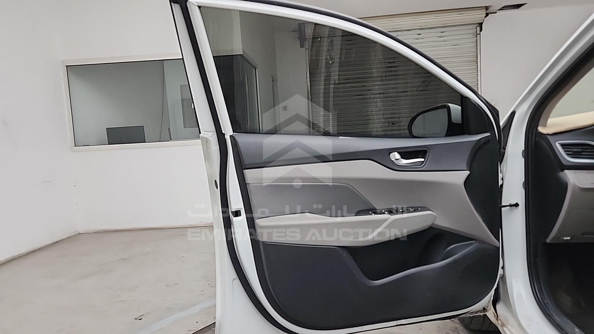 2022 HYUNDAI ACCENT VIN: MALC741C6NM327265