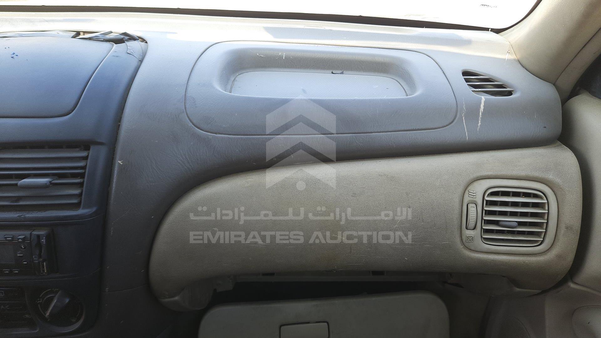 2002 NISSAN SUNNY VIN: JN1FN61C82W009474