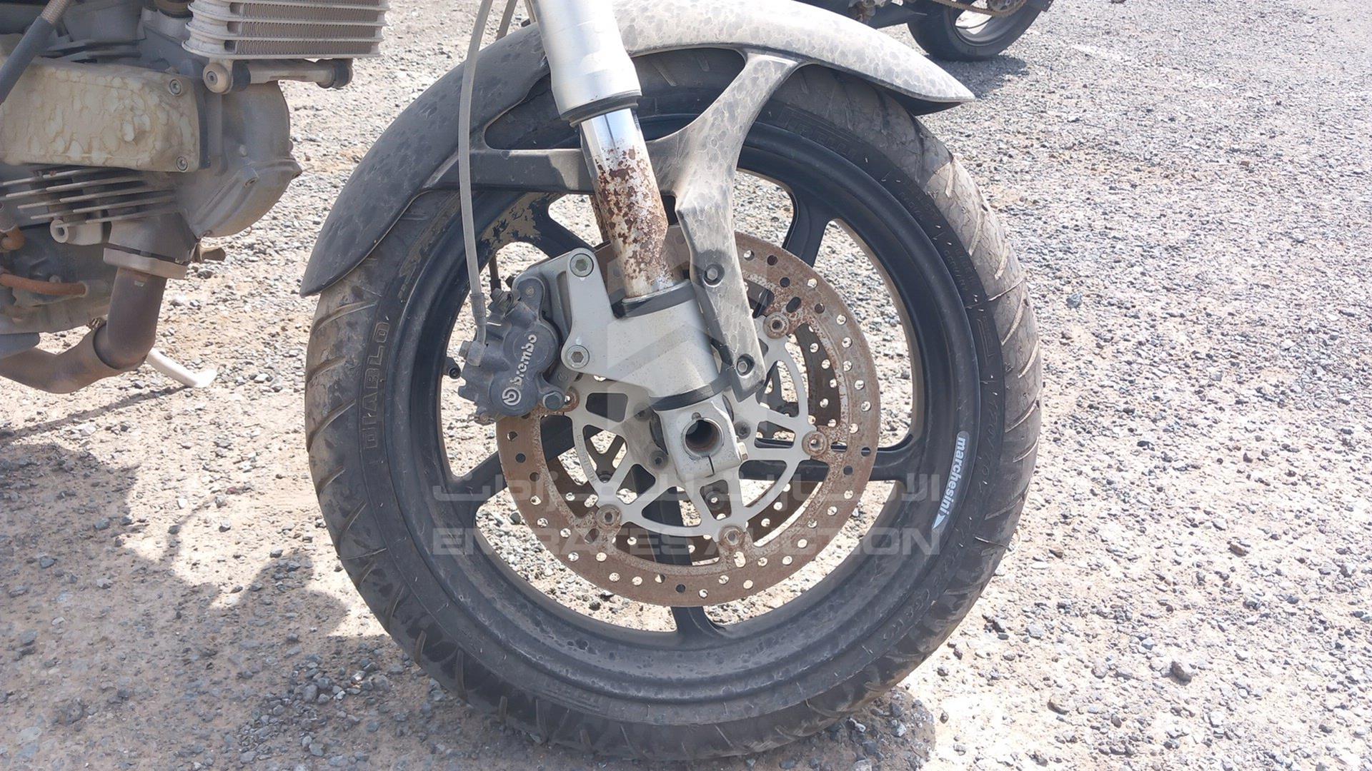 2005 DUCATI MONSTER VIN: ZDMM414AA5B075176