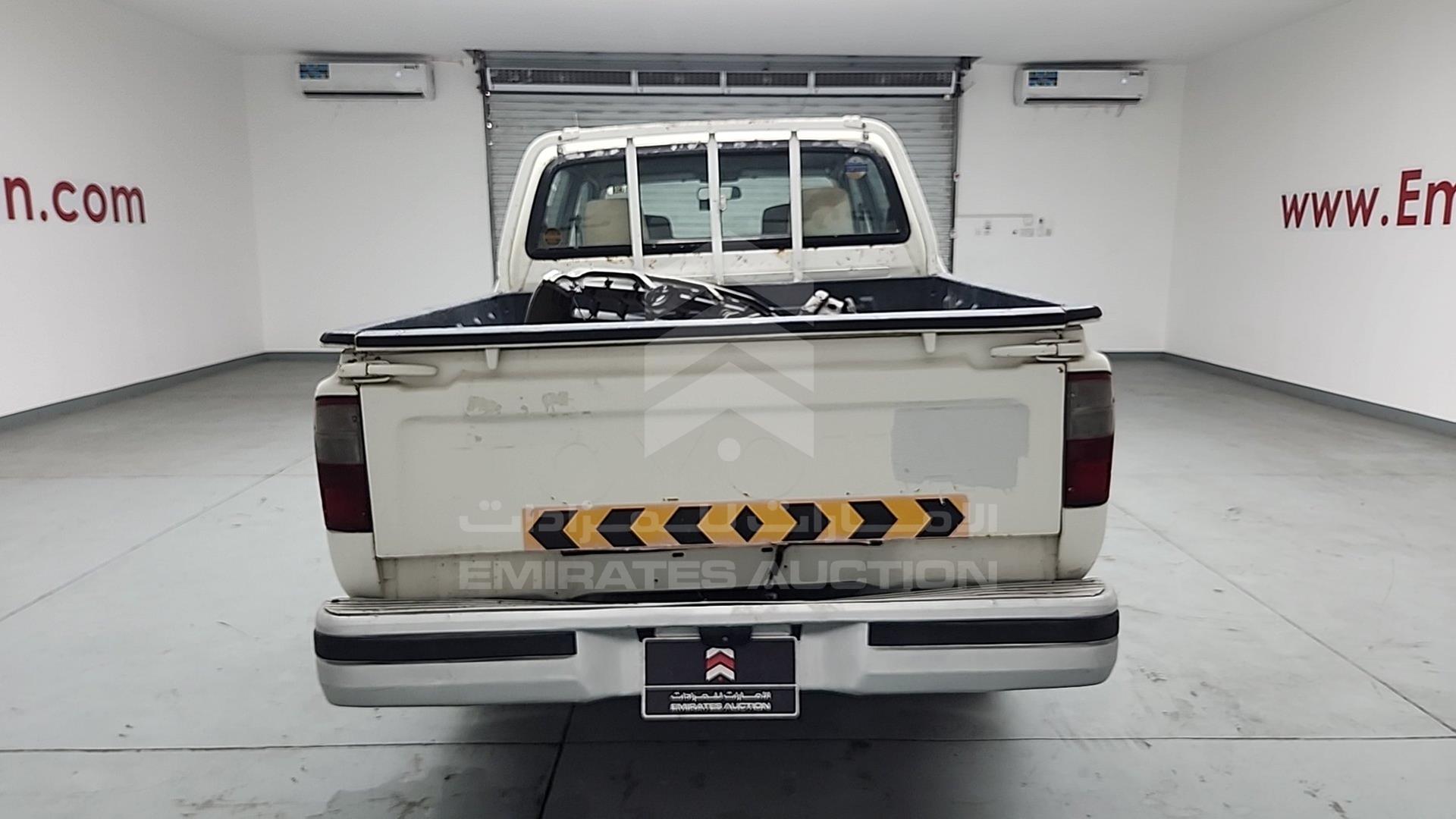 2005 TOYOTA HILUX VIN: JTFDM626150033601