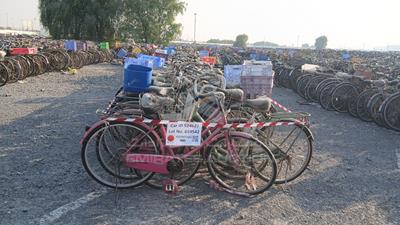  100 Bicycles