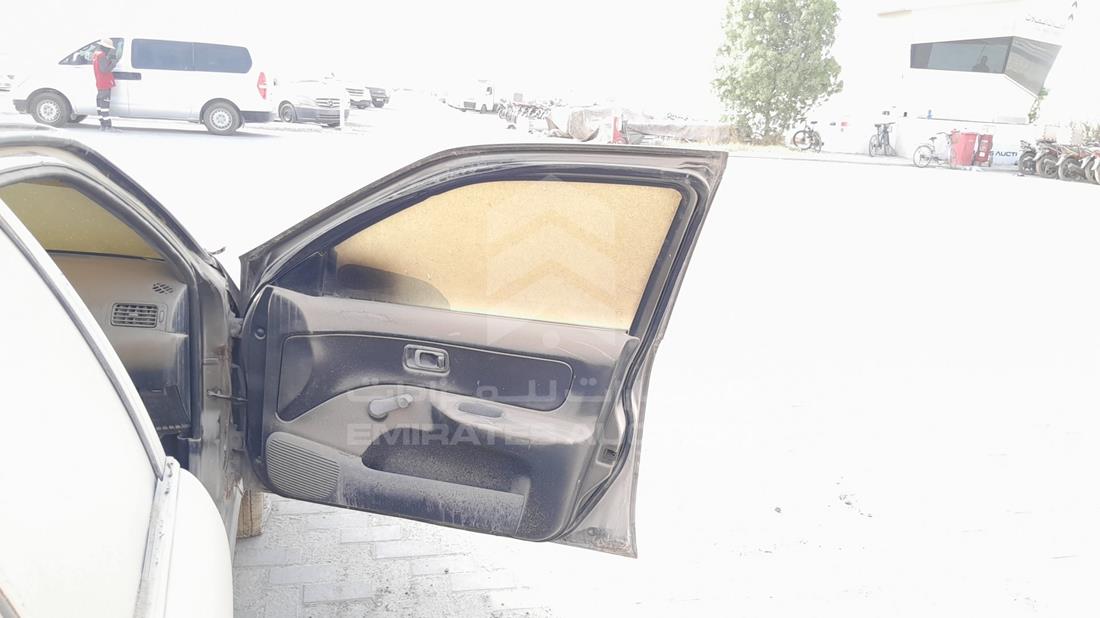 1999 Nissan Sunny — Front Right Door — Photo 24