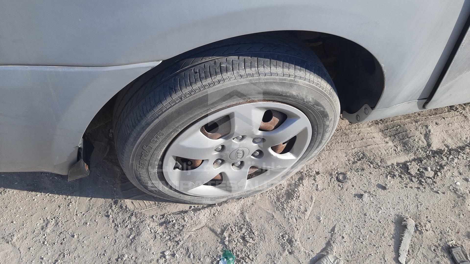 2009 KIA CARNIVAL VIN: KNAMB763396291073