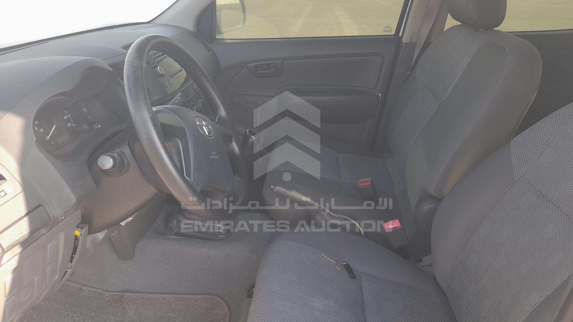 2014 TOYOTA HILUX VIN: MR0EX12GXE2346815