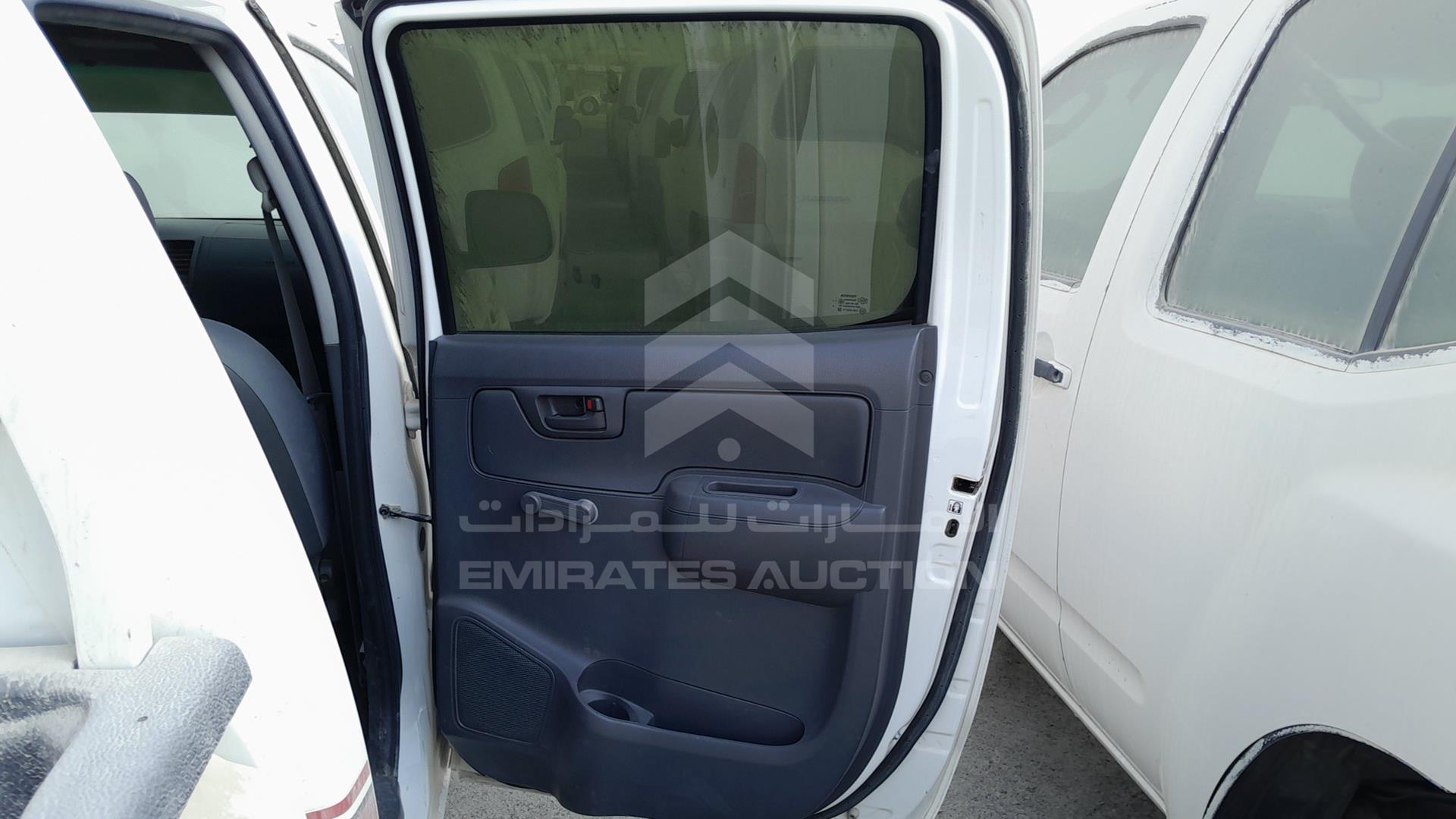 2014 TOYOTA HILUX VIN: MR0EX12G4E2347149