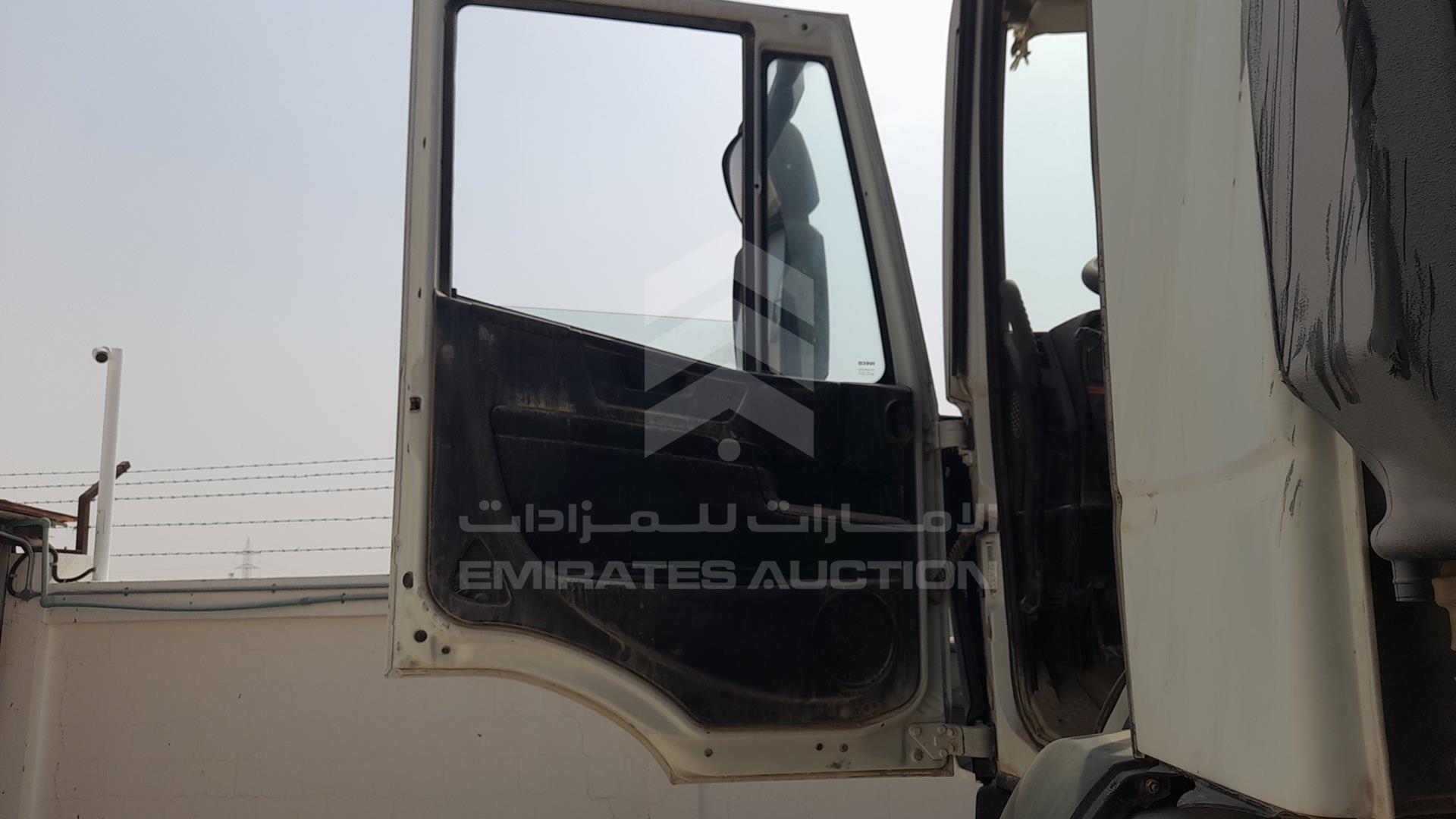 0 IVECO --- VIN: WJMF3TRS4EC282502