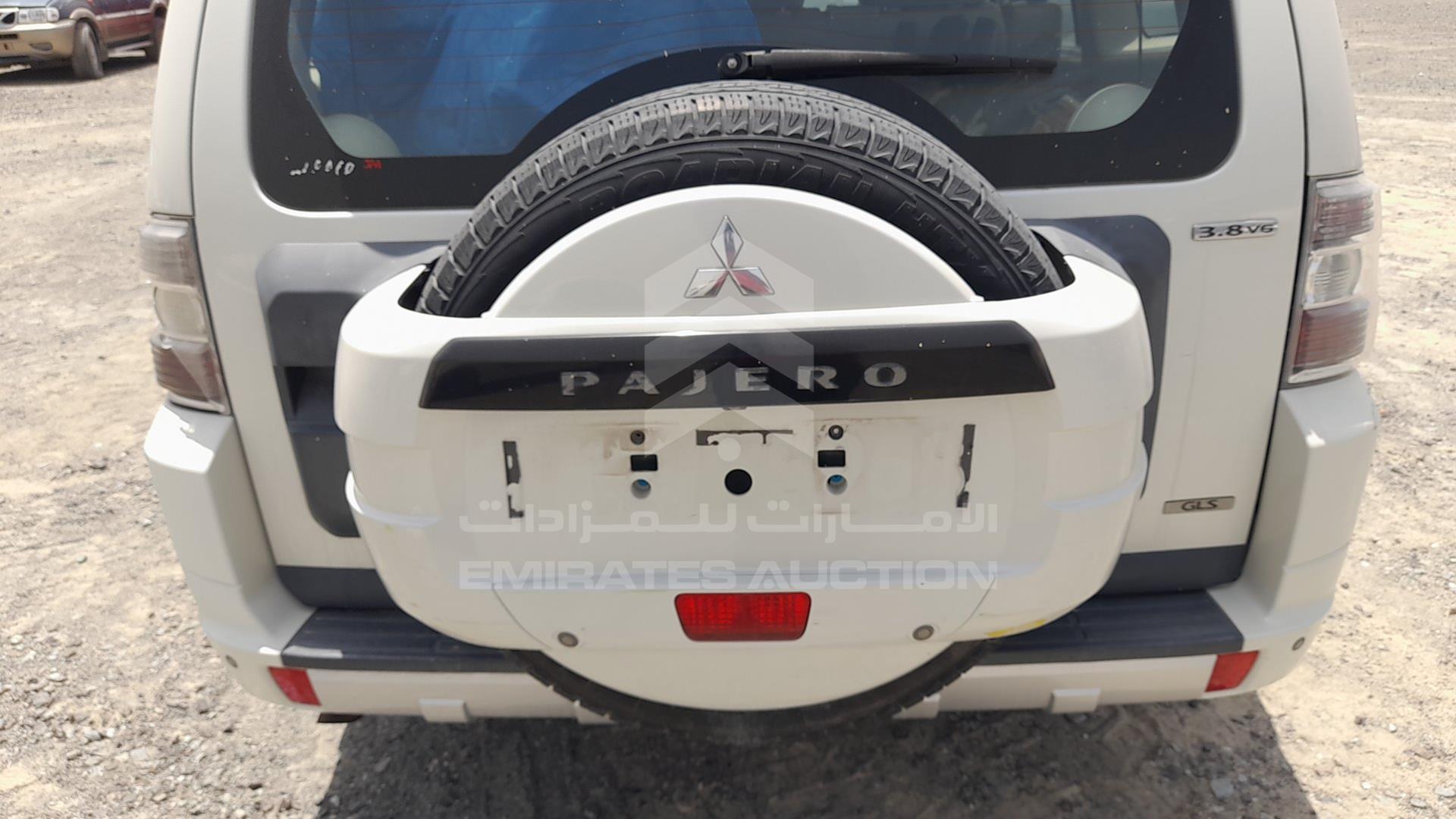 2013 MITSUBISHI PAJERO VIN: JMYLYV97WDJ704803