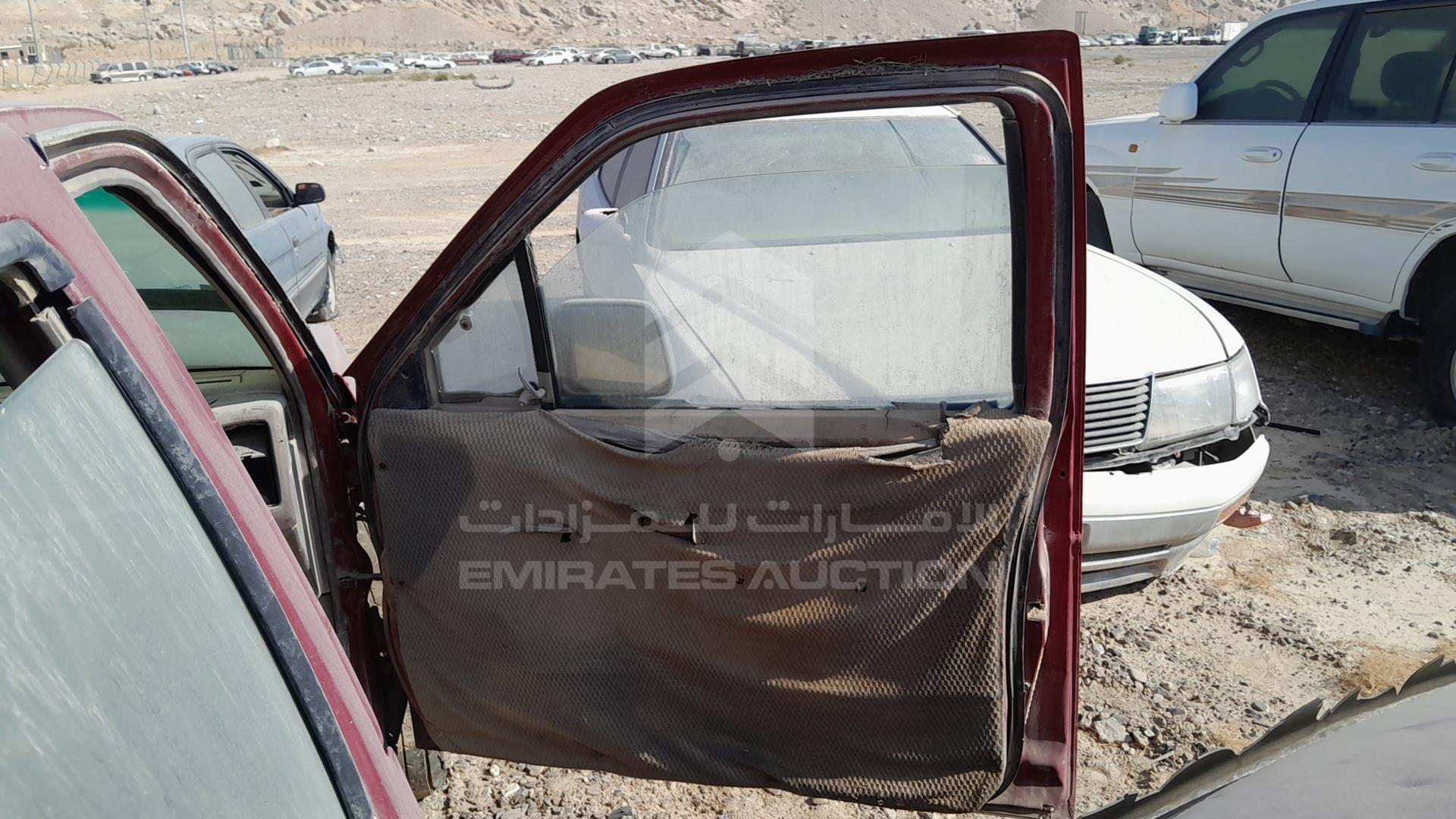 0 NISSAN PICKUP VIN: UFGD21409568