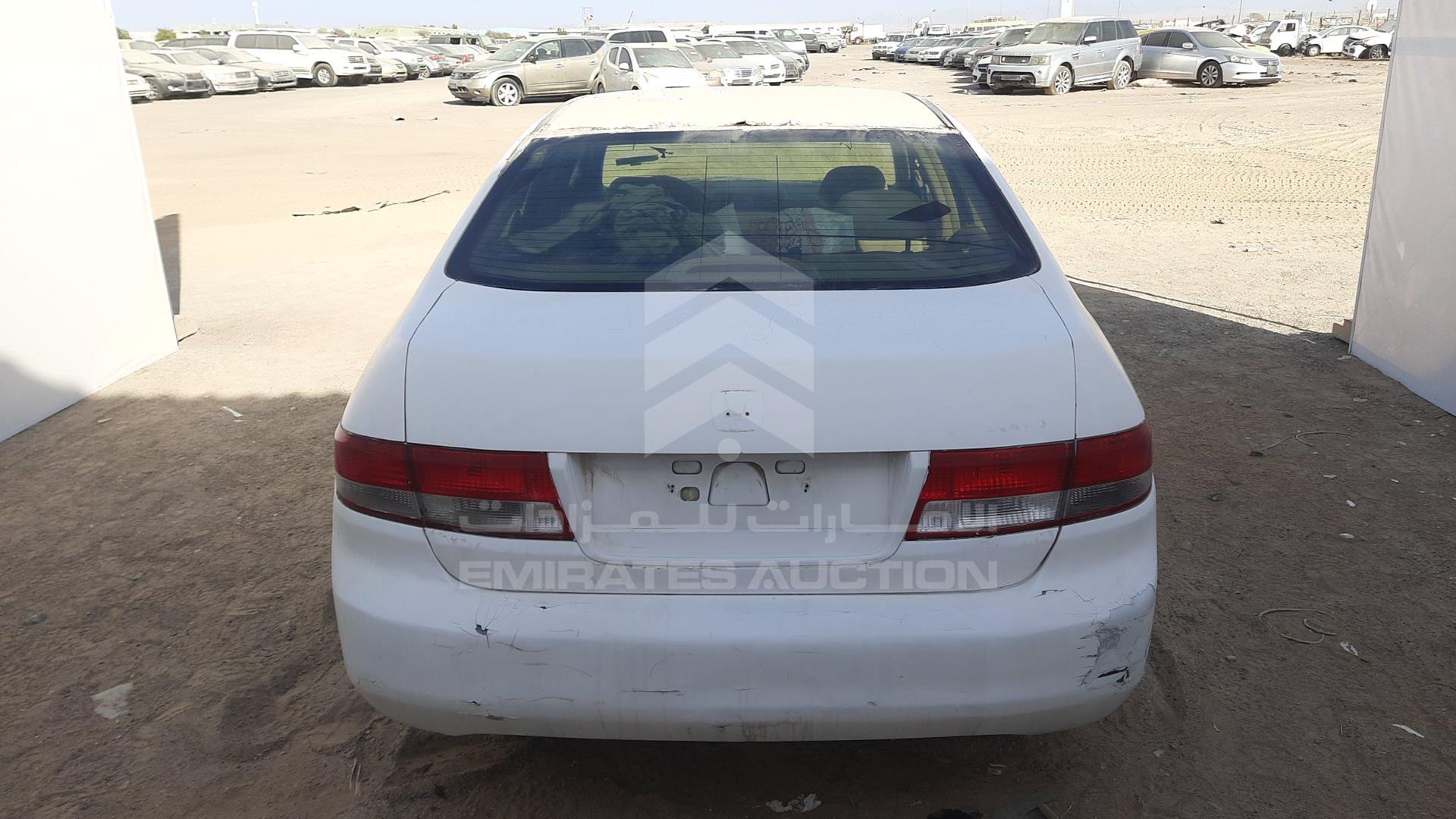 2005 HONDA ACCORD VIN: JHMCM56535C404335