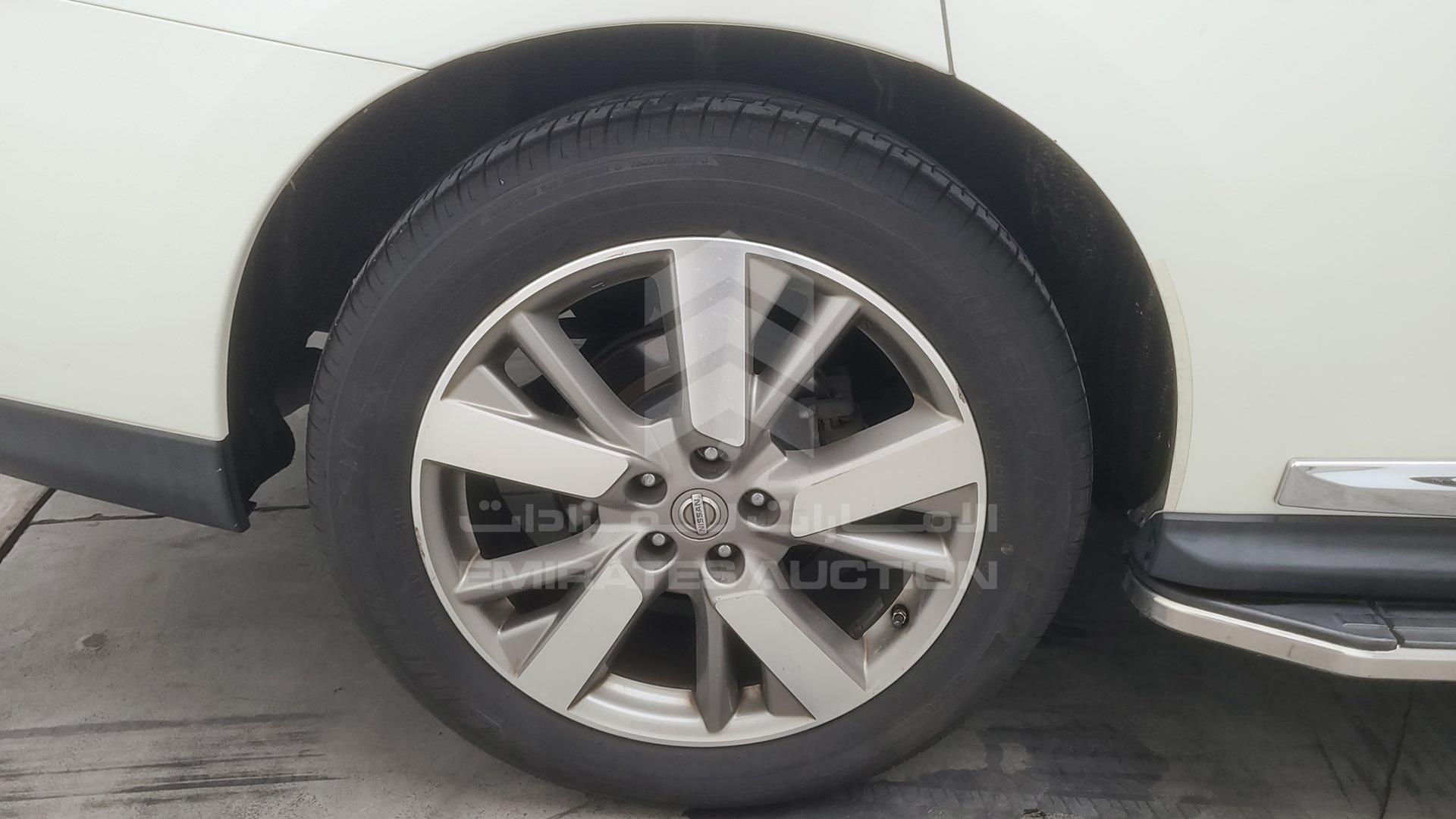 2015 NISSAN PATHFINDER VIN: 5N1AR2MM6FC643829