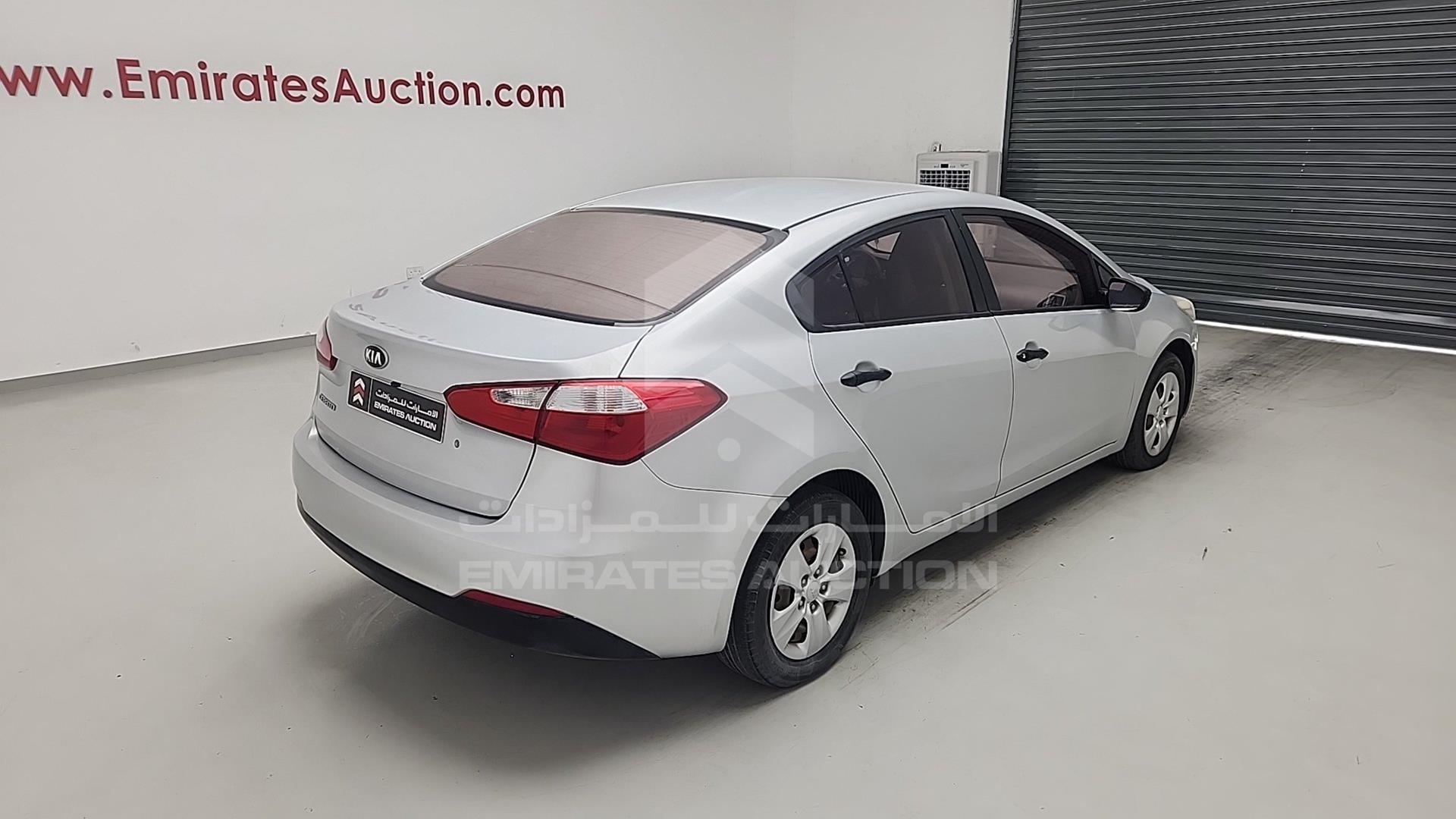2016 KIA CERATO VIN: KNAFJ4110G5915950