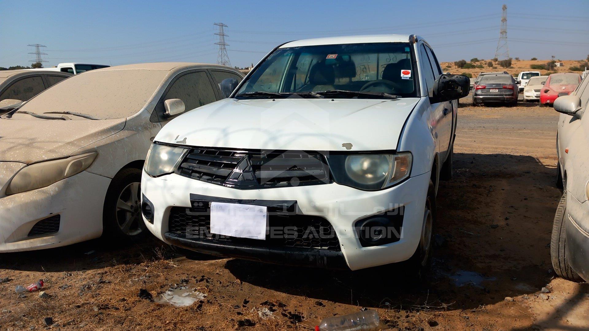 2013 MITSUBISHI L 200 VIN: MMBJNKA50DD029691