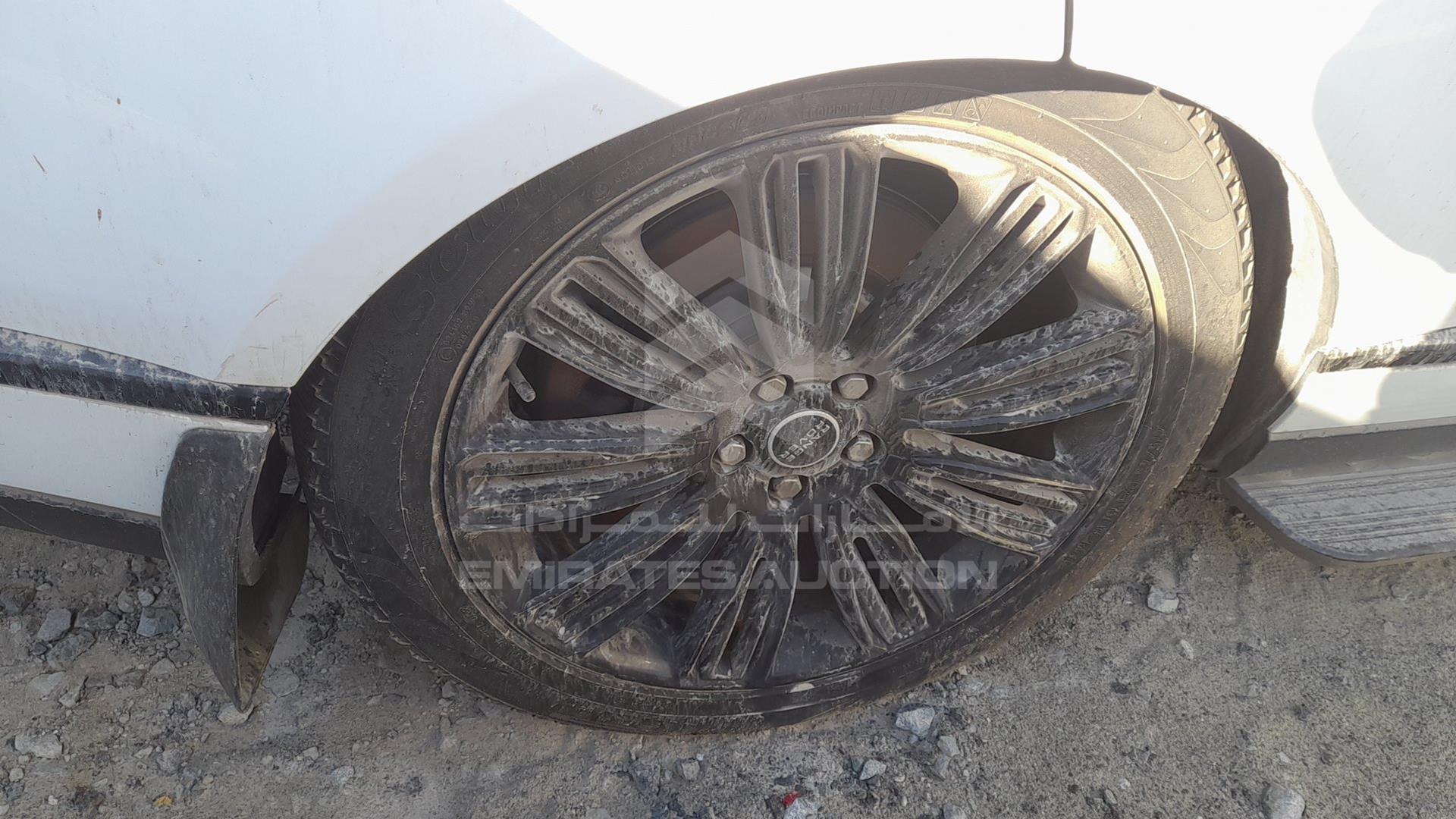 2014 RANGE ROVER VOGUE VIN: SALGA2EFXEA136165