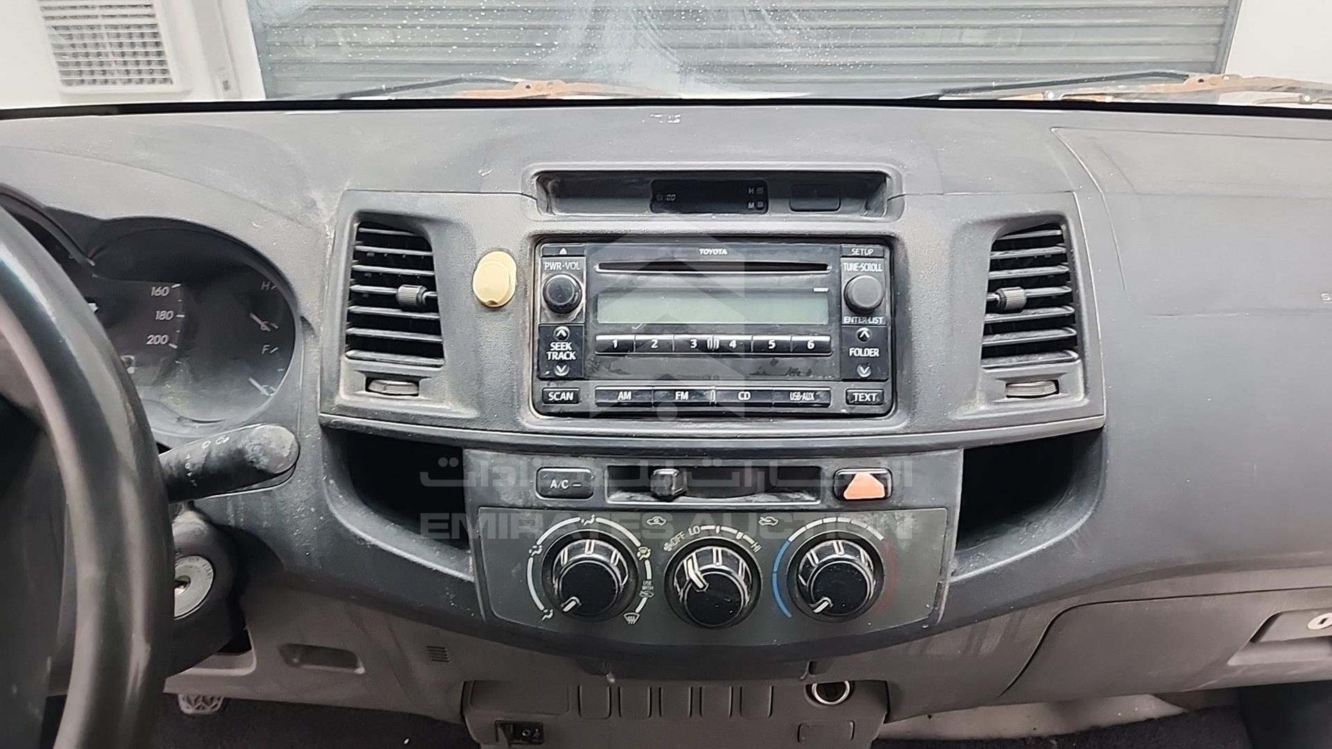 2013 TOYOTA HILUX VIN: MR0FX22GXD1386150