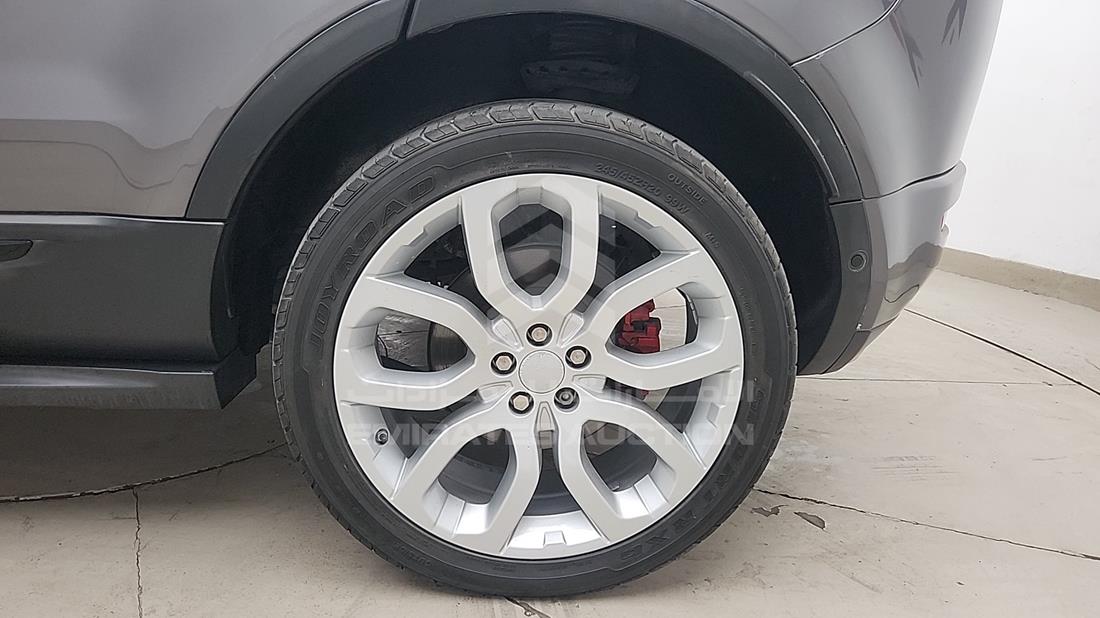 2016 Range Rover Evoque — Rear Left Tyre — Photo 37