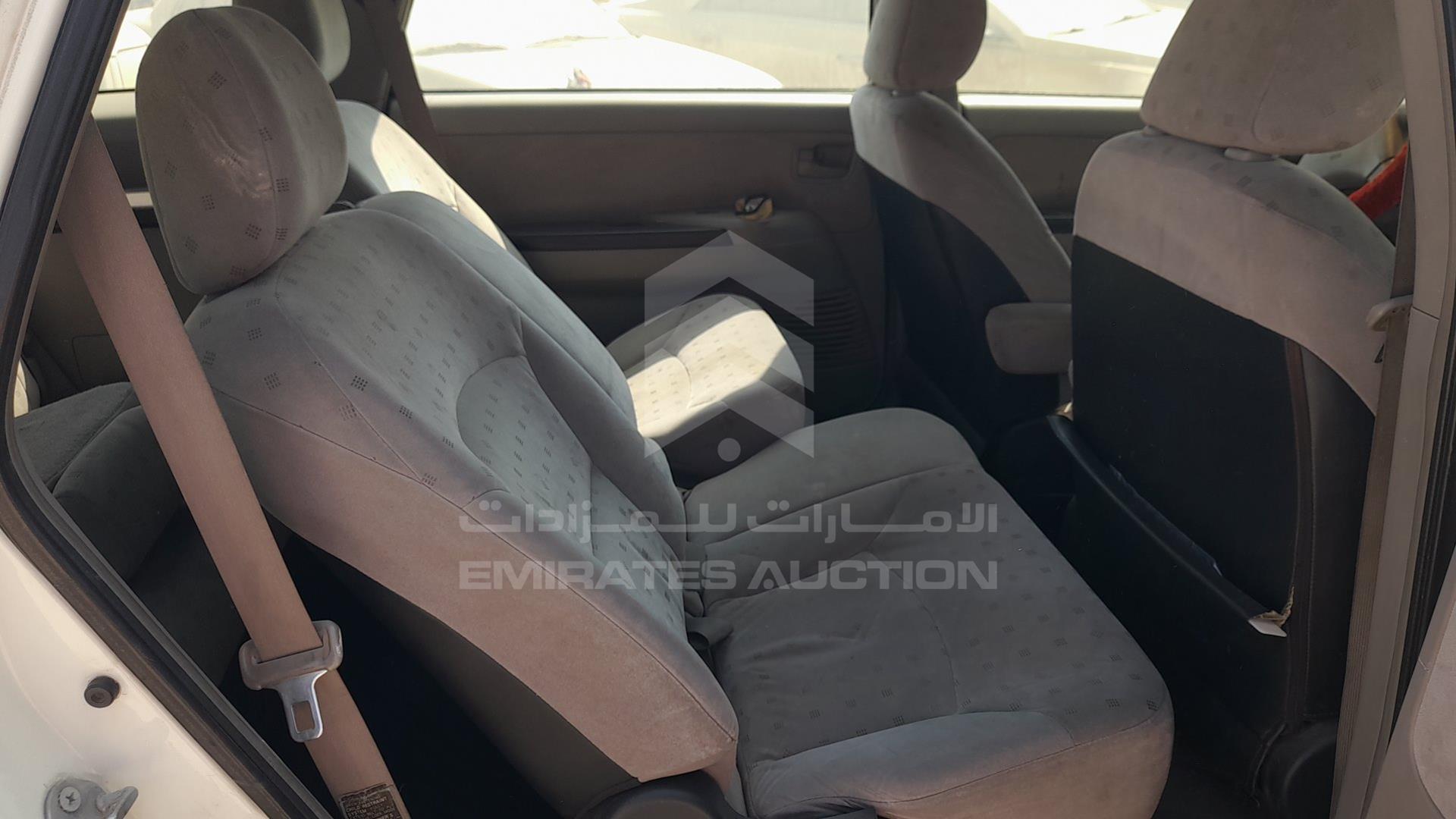 2005 MITSUBISHI GRANDIS VIN: JMYLRNA4W5Z703521