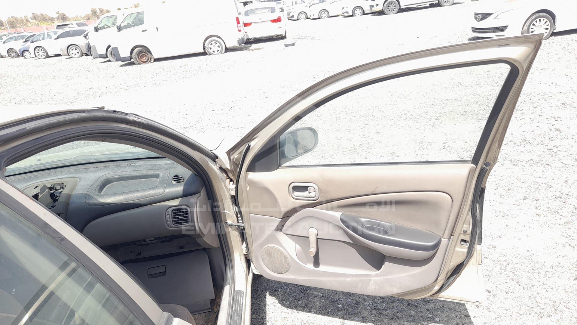 2003 NISSAN SUNNY VIN: JN1EN61S13W062750