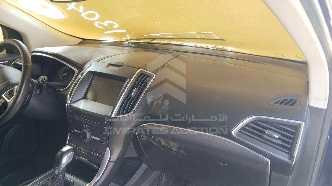فورد ايدج 2016 — زاوية واجهة الراكب الأمامي الأيمن — صورة 24