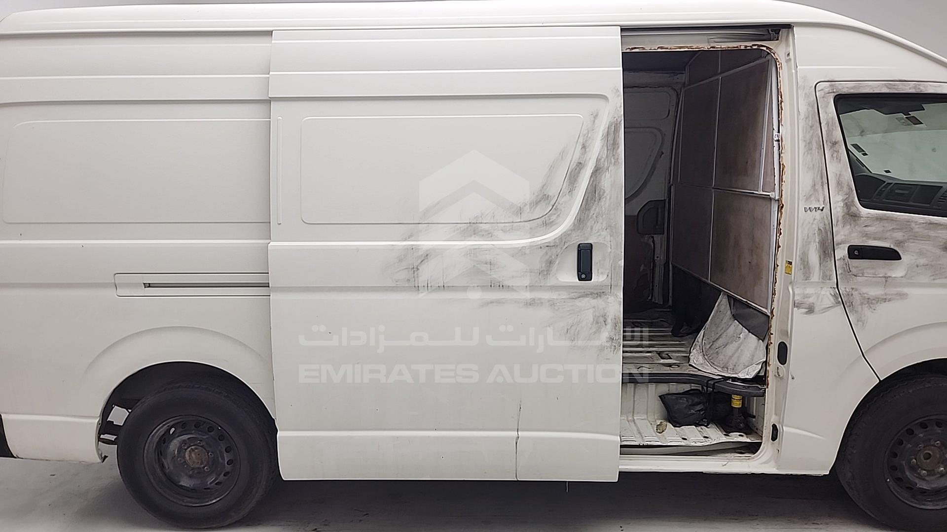2010 TOYOTA HIACE VIN: JTFPX22P5A0018583