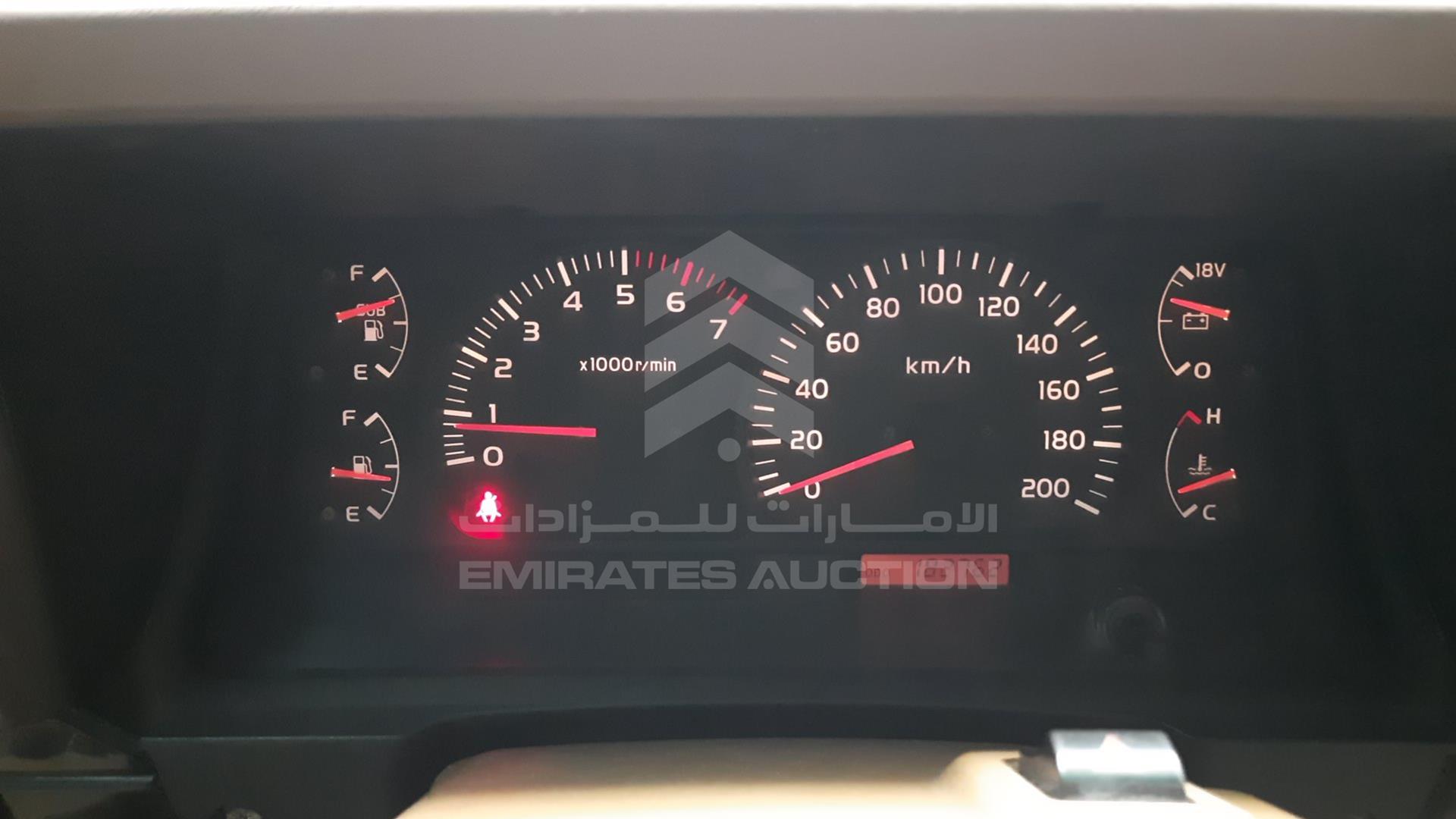 2001 TOYOTA LAND CRUISER VIN: JTFLJ73J016005504
