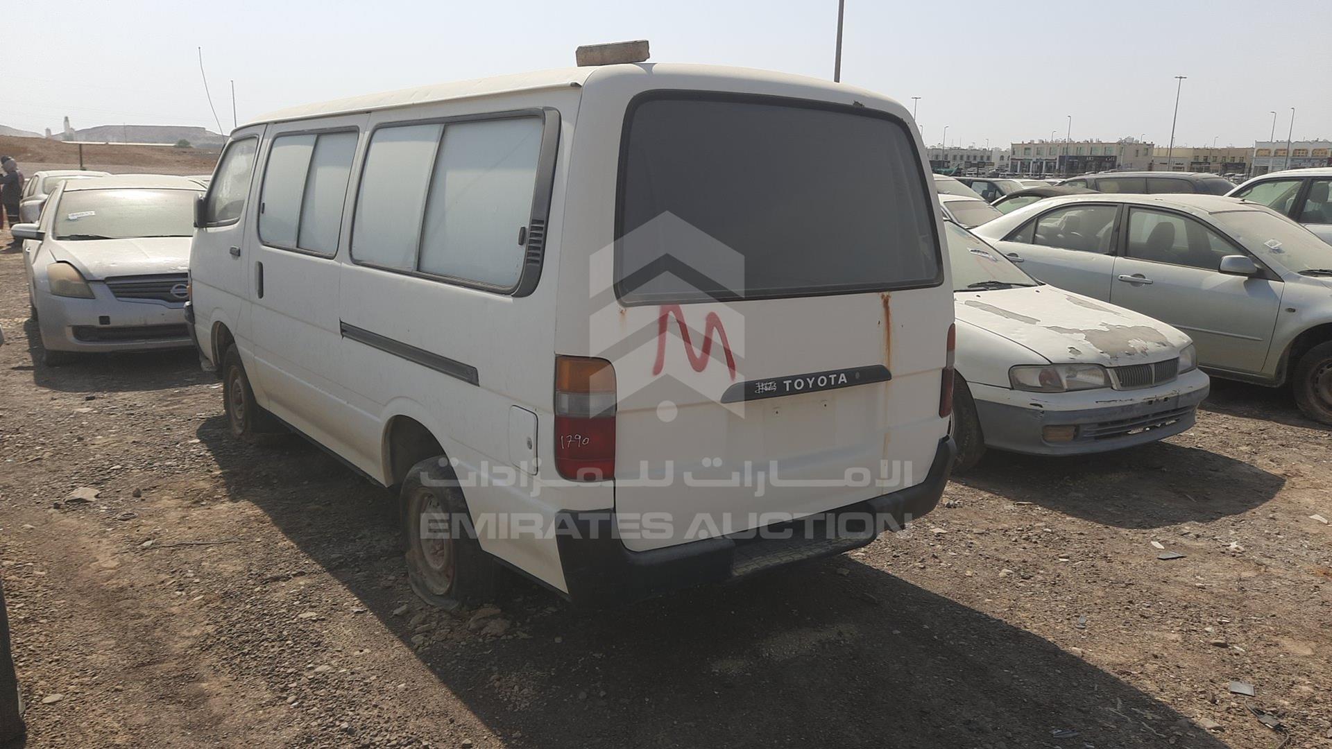 1993 TOYOTA HIACE VIN: RZH1120020535