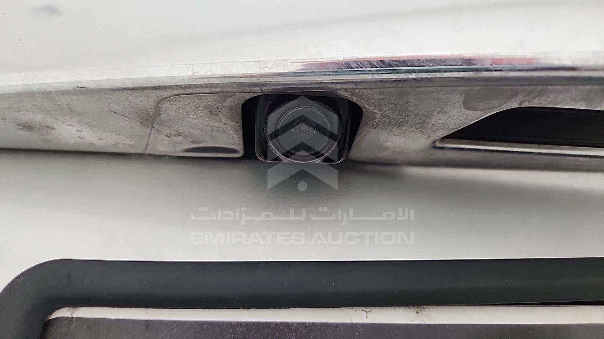 2016 NISSAN TIIDA VIN: MNTBC2C93G6010270