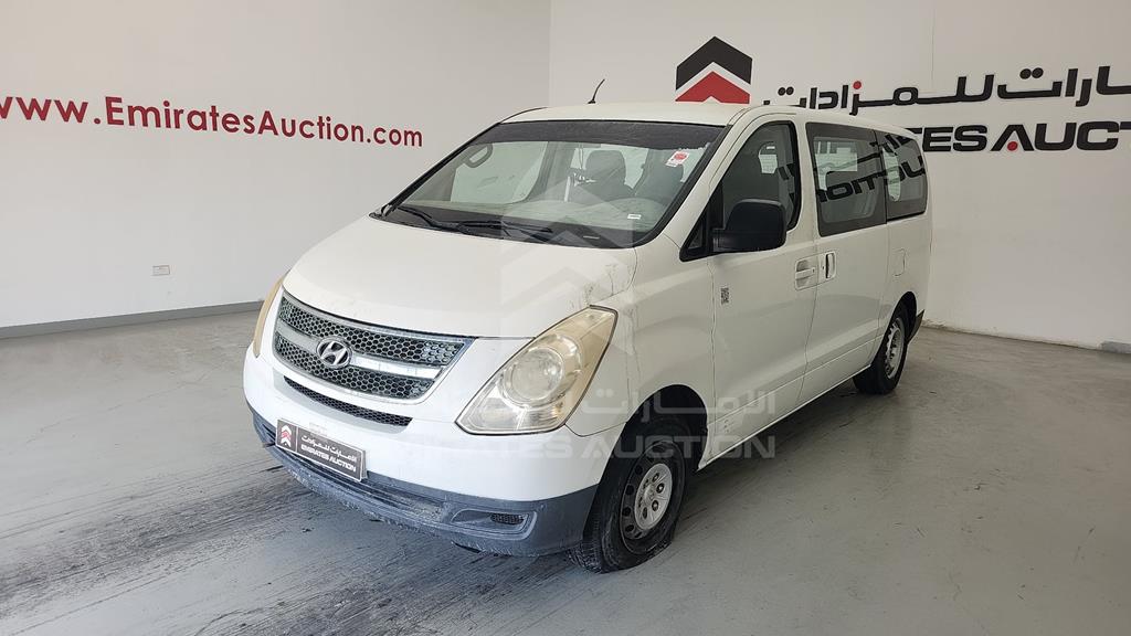 KMJWA37R1CU374704 - 2012 HYUNDAI H1 - #526410