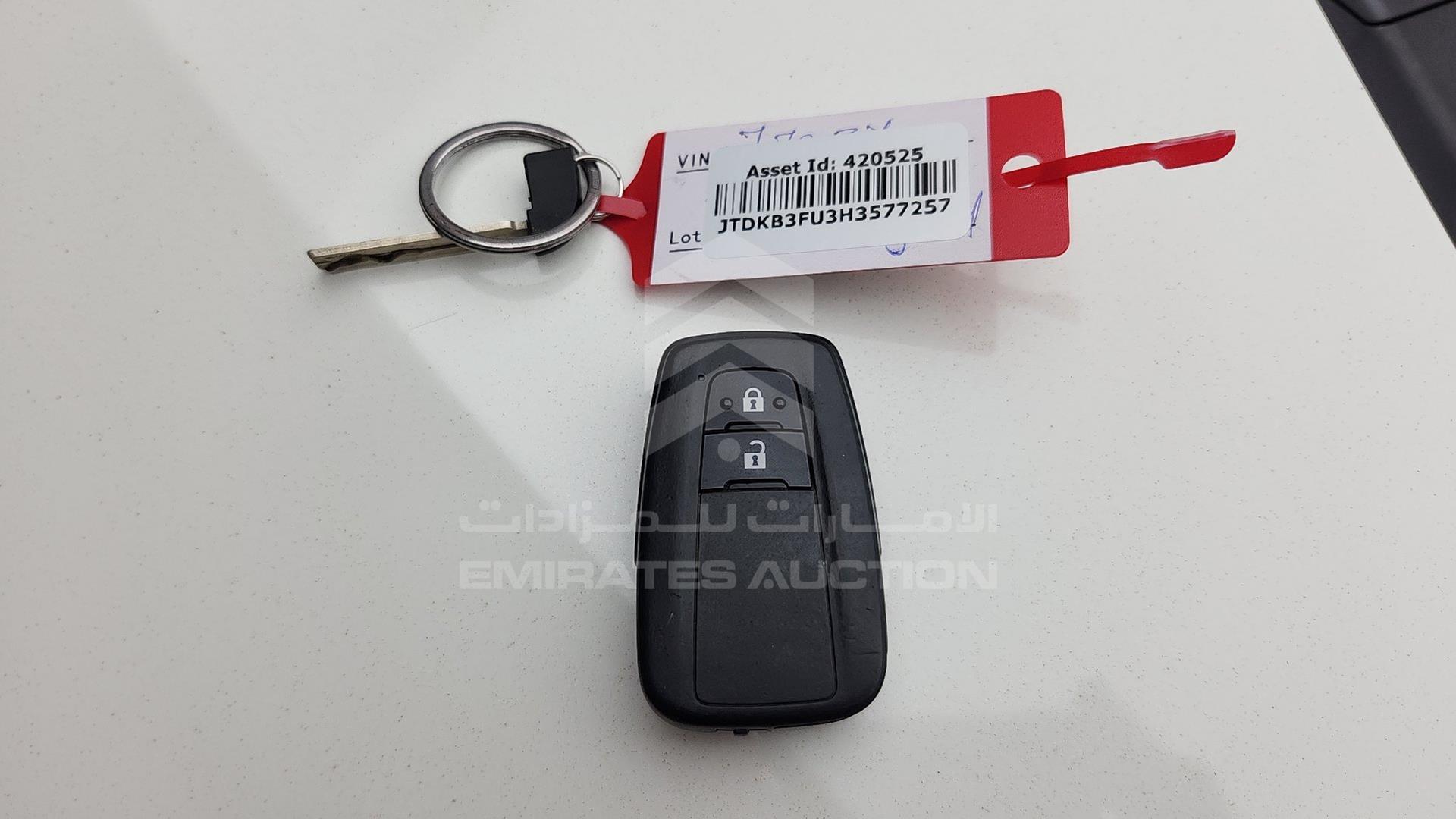 2017 TOYOTA PRIUS VIN: JTDKB3FU3H3577257