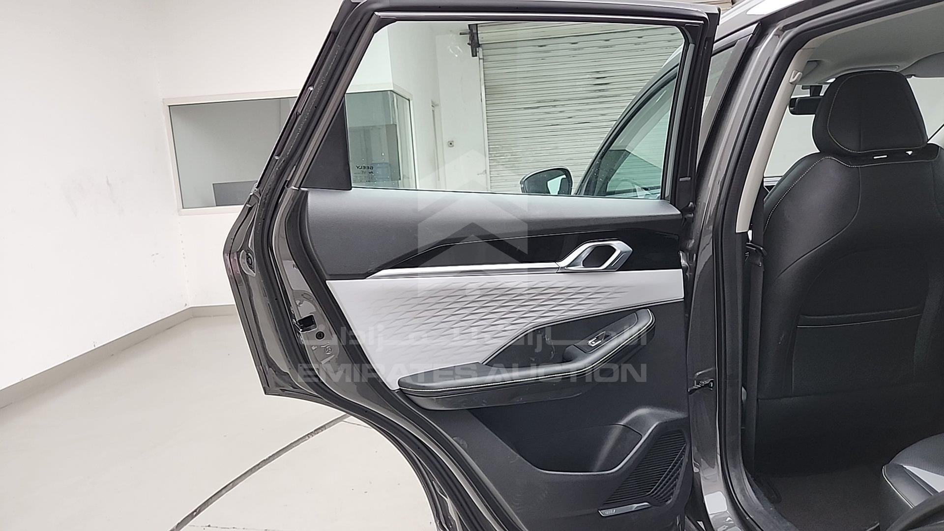 2024 GEELY COOLRAY VIN: LB3762KZ0RX505471