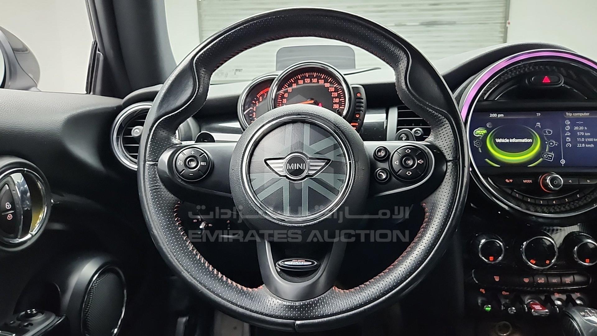 2016 MINI COOPER VIN: WMWXM7107G2A84830