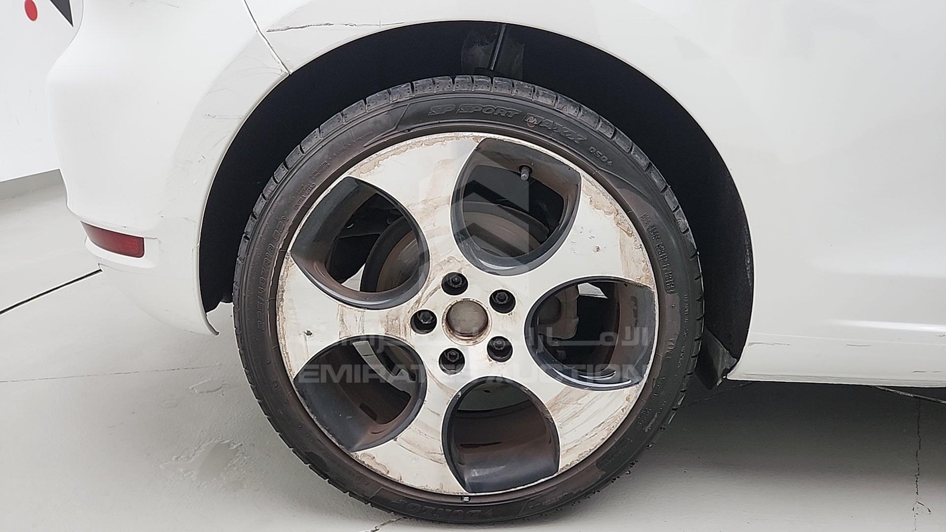 2011 VOLKSWAGEN GOLF VIN: WVWBB7AJABW287460