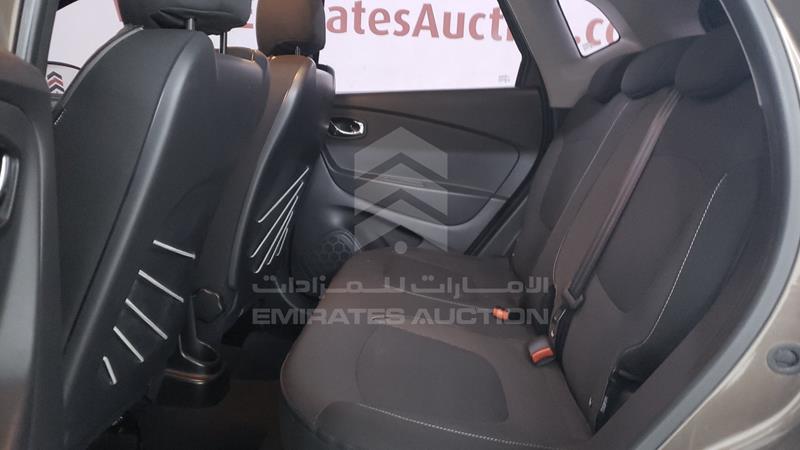 VF12RRHE8GW548059 Auction: EmiratesAuction Lot: 413690 VF12RRHE8GW548059 Renault Captur 2016 BROWN Photo 20