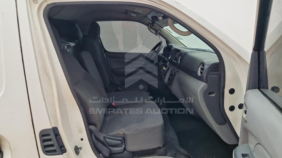 2016 Nissan Urvan — Front Right Passenger Seat View — Photo 17