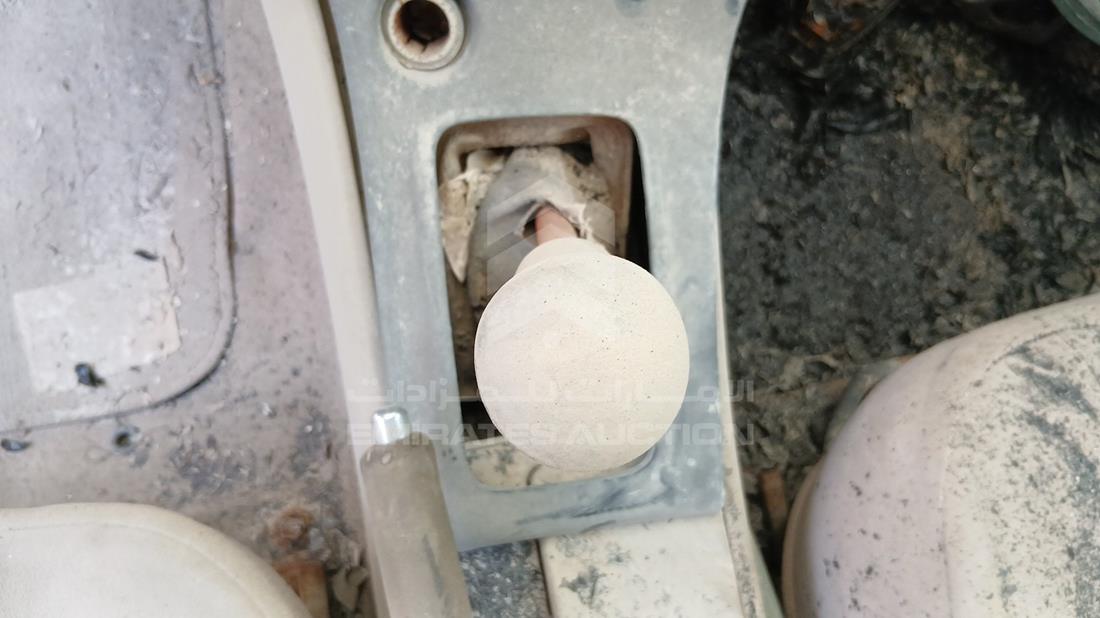 2005 Toyota Corolla - Scrap without document — Gear View — Photo 19