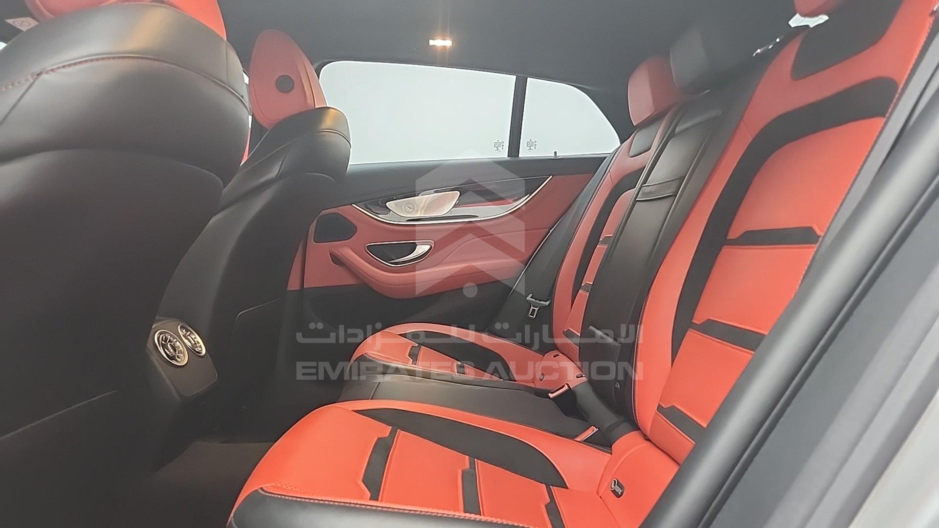 2019 MERCEDES GT 43 AMG VIN: WDD7X5JB8KA007031