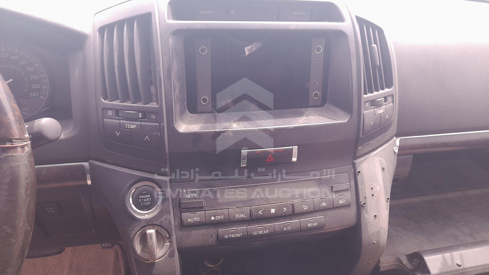 2011 TOYOTA LAND CRUISER VIN: JTMHU09J6B5052743