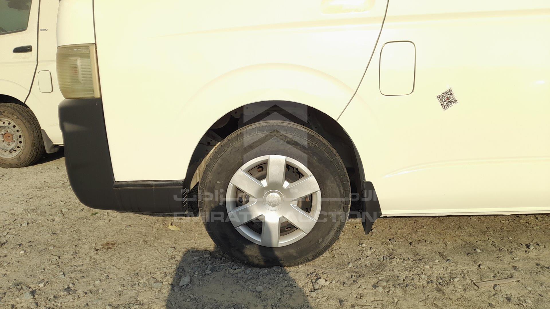 2007 TOYOTA HIACE VIN: JTGJX02P770011388